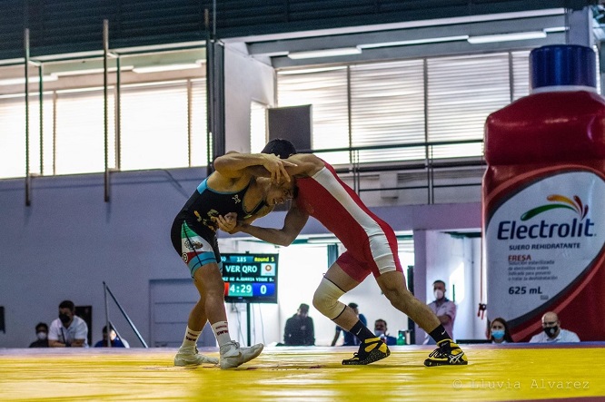 220201luchas3